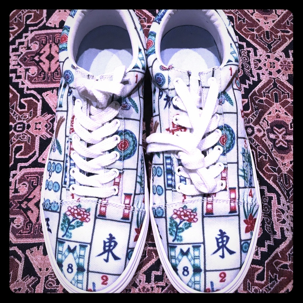 THREE IN shoes